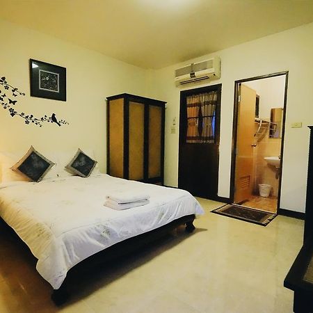 โรงแรมตีฆ้อง - Tri Gong Hotel Chiang Mai Extérieur photo