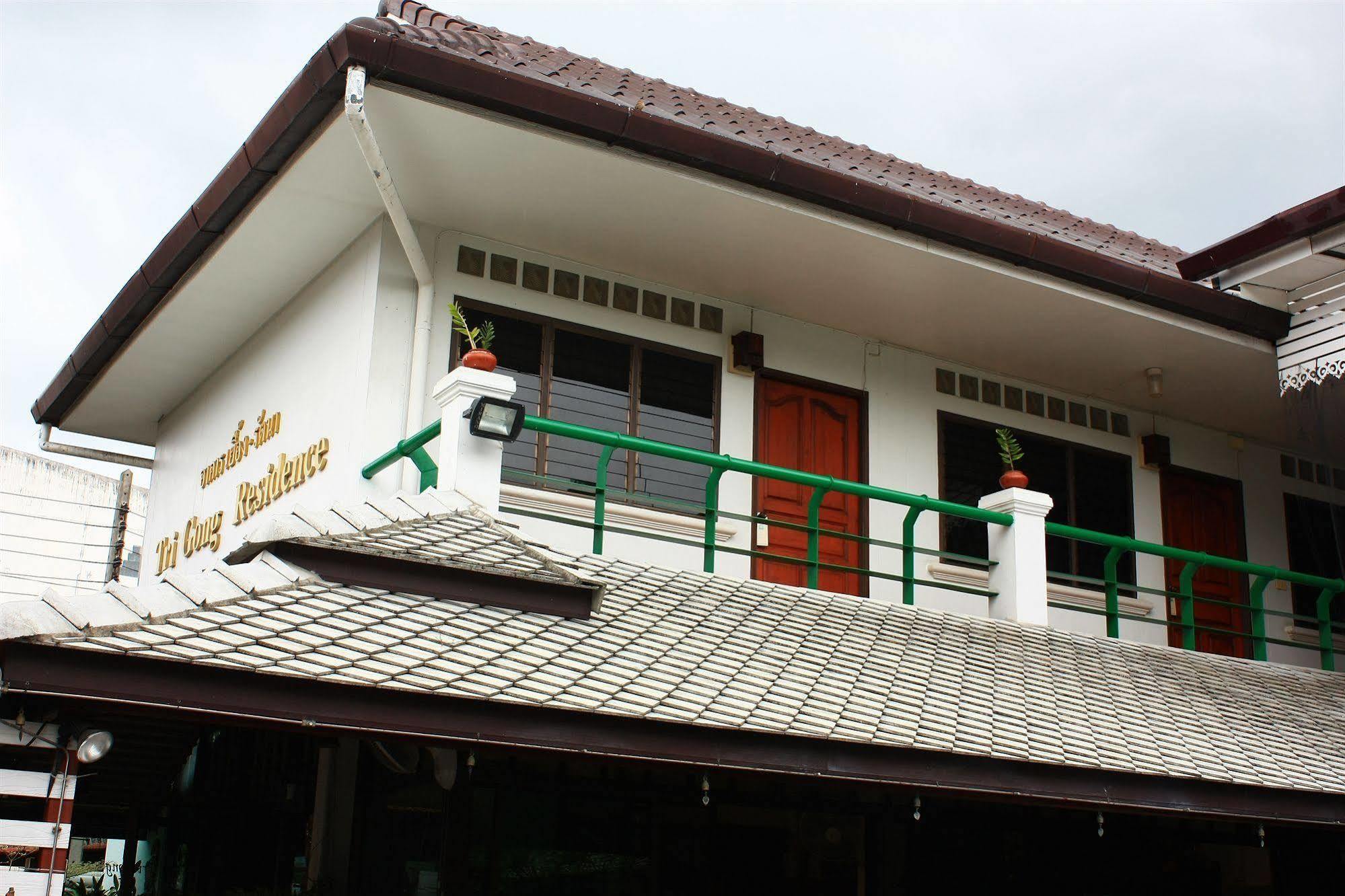 โรงแรมตีฆ้อง - Tri Gong Hotel Chiang Mai Extérieur photo