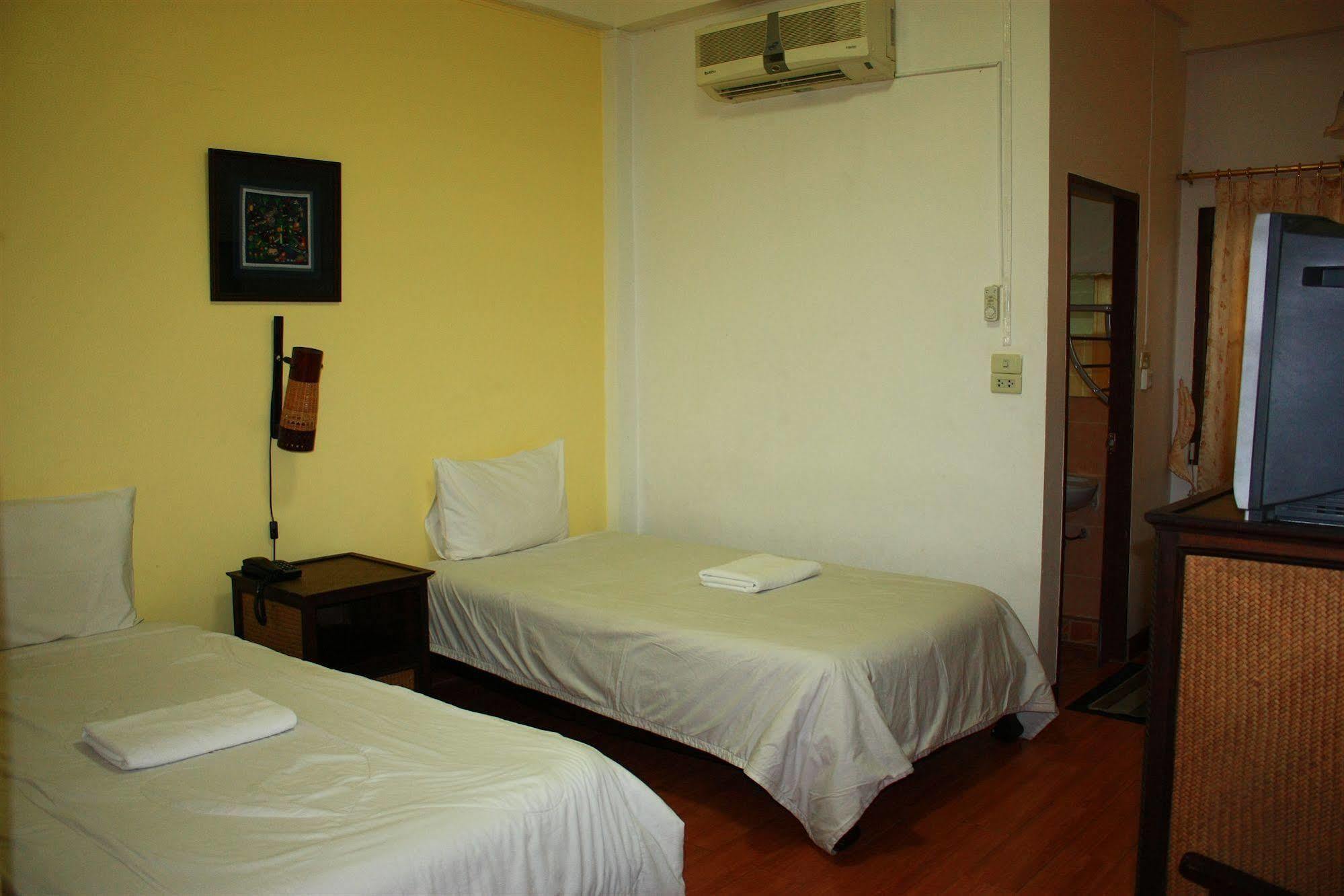 โรงแรมตีฆ้อง - Tri Gong Hotel Chiang Mai Extérieur photo
