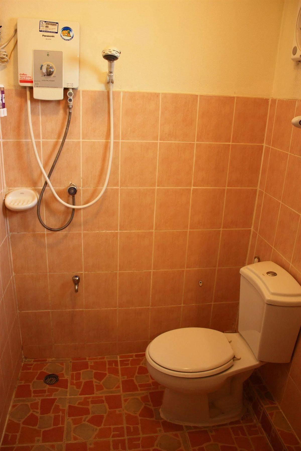 โรงแรมตีฆ้อง - Tri Gong Hotel Chiang Mai Extérieur photo