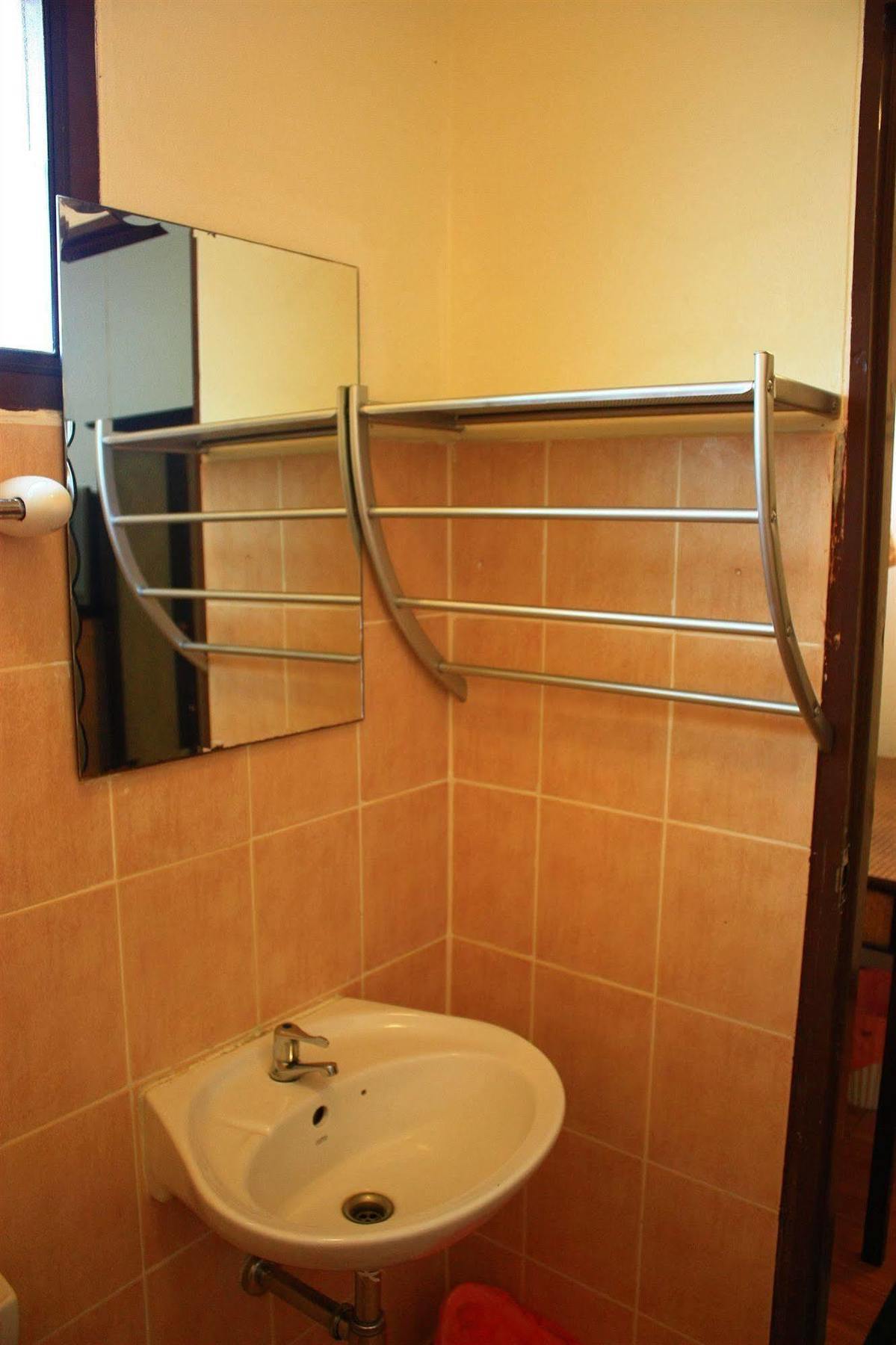 โรงแรมตีฆ้อง - Tri Gong Hotel Chiang Mai Extérieur photo