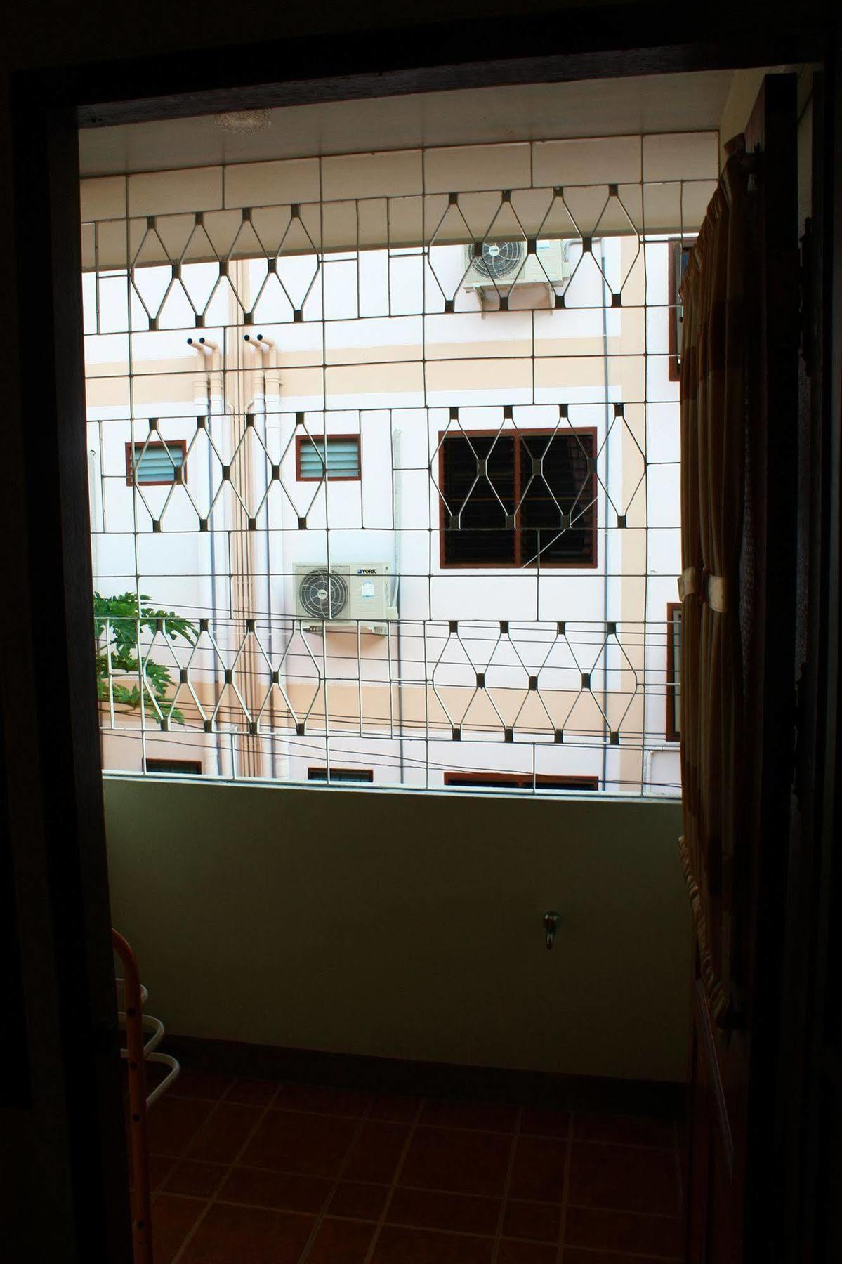 โรงแรมตีฆ้อง - Tri Gong Hotel Chiang Mai Extérieur photo